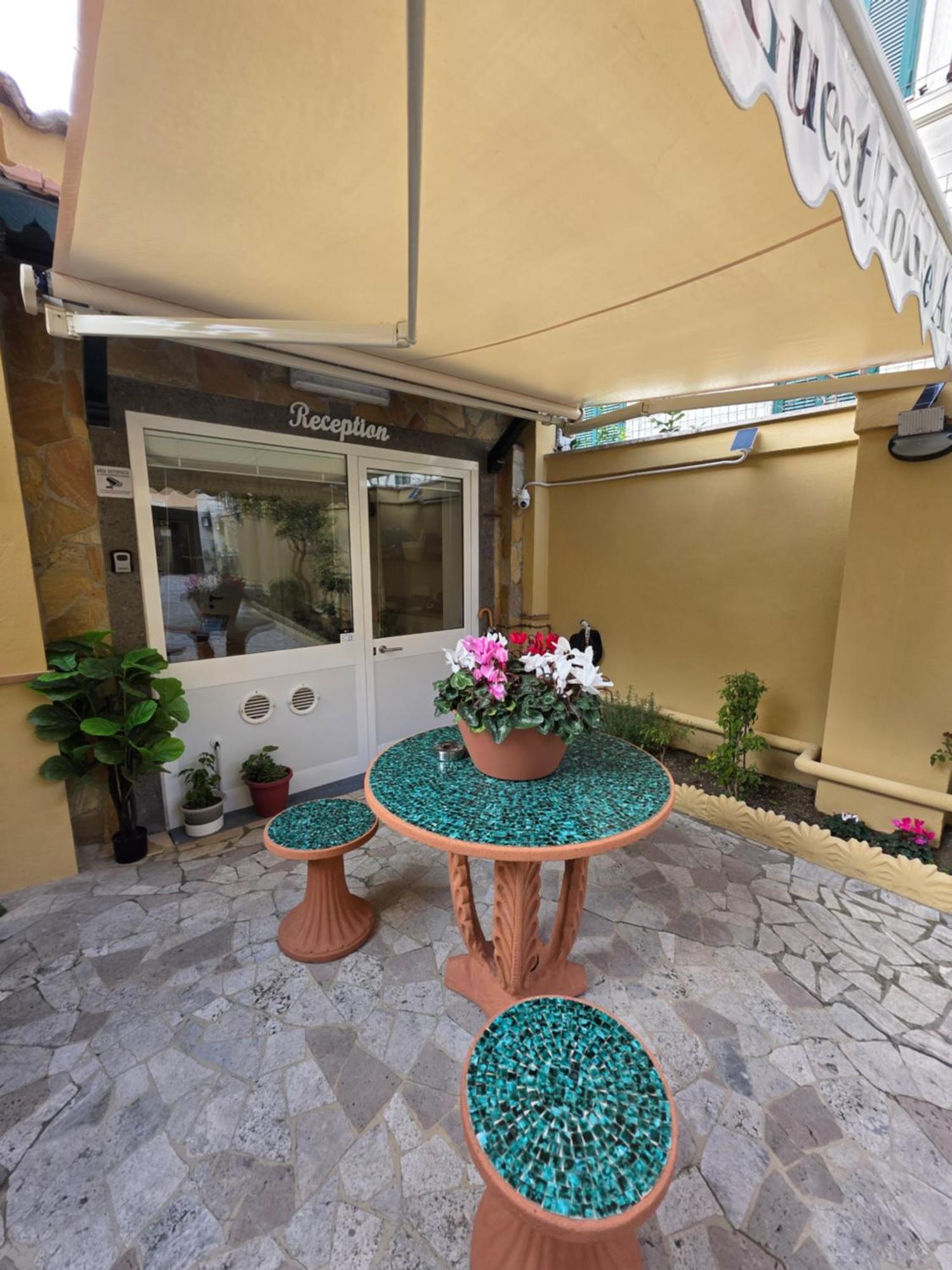 Guesthouse Aurora A.E. Ρώμη Εξωτερικό φωτογραφία
