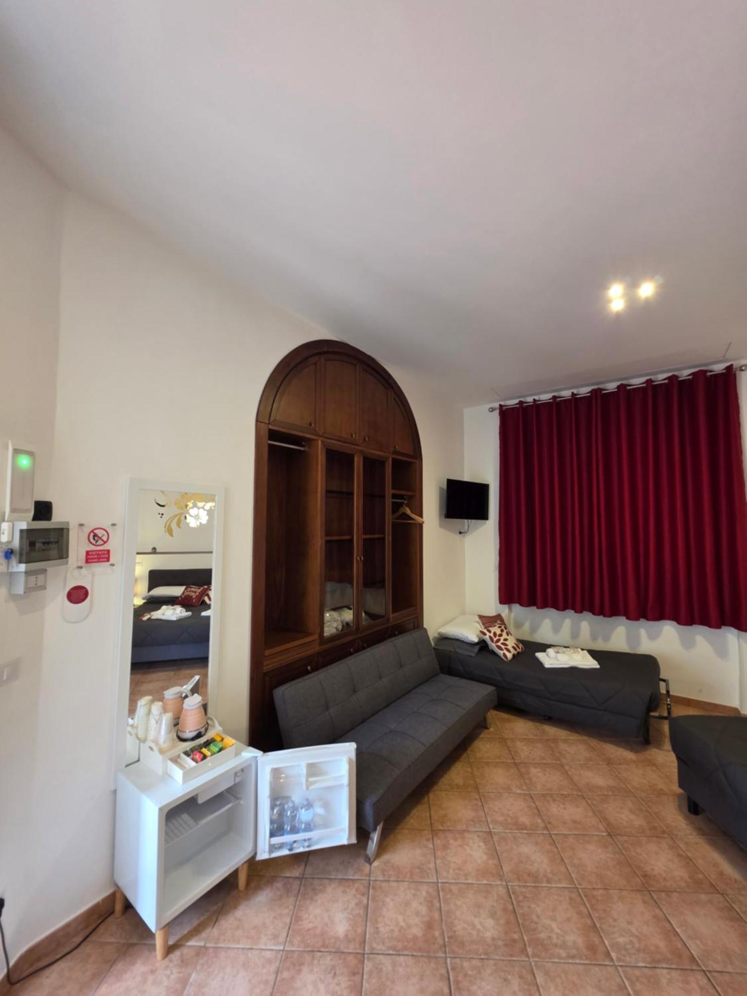 Guesthouse Aurora A.E. Ρώμη Εξωτερικό φωτογραφία